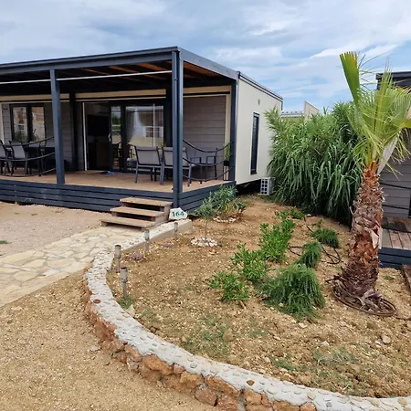 Olive Mobile Home, Terra Park Spiritos