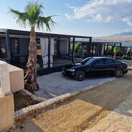 Olive Mobile Home, Terra Park Spiritos