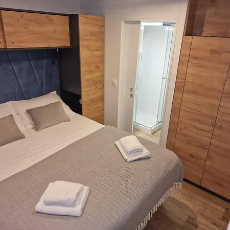 Olive Mobile Home, Terra Park Spiritos